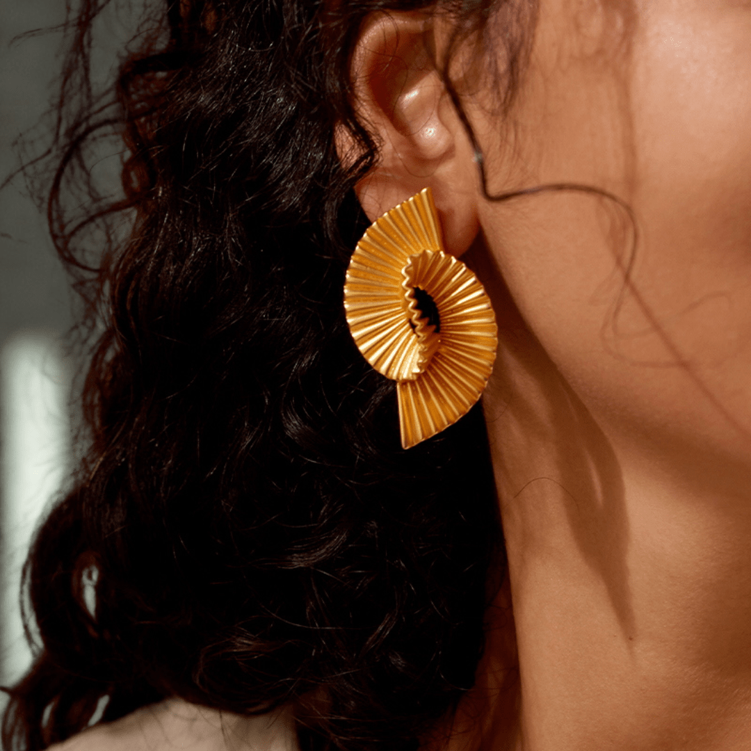 Gold Spiral Fan Earrings - Grove & Vae