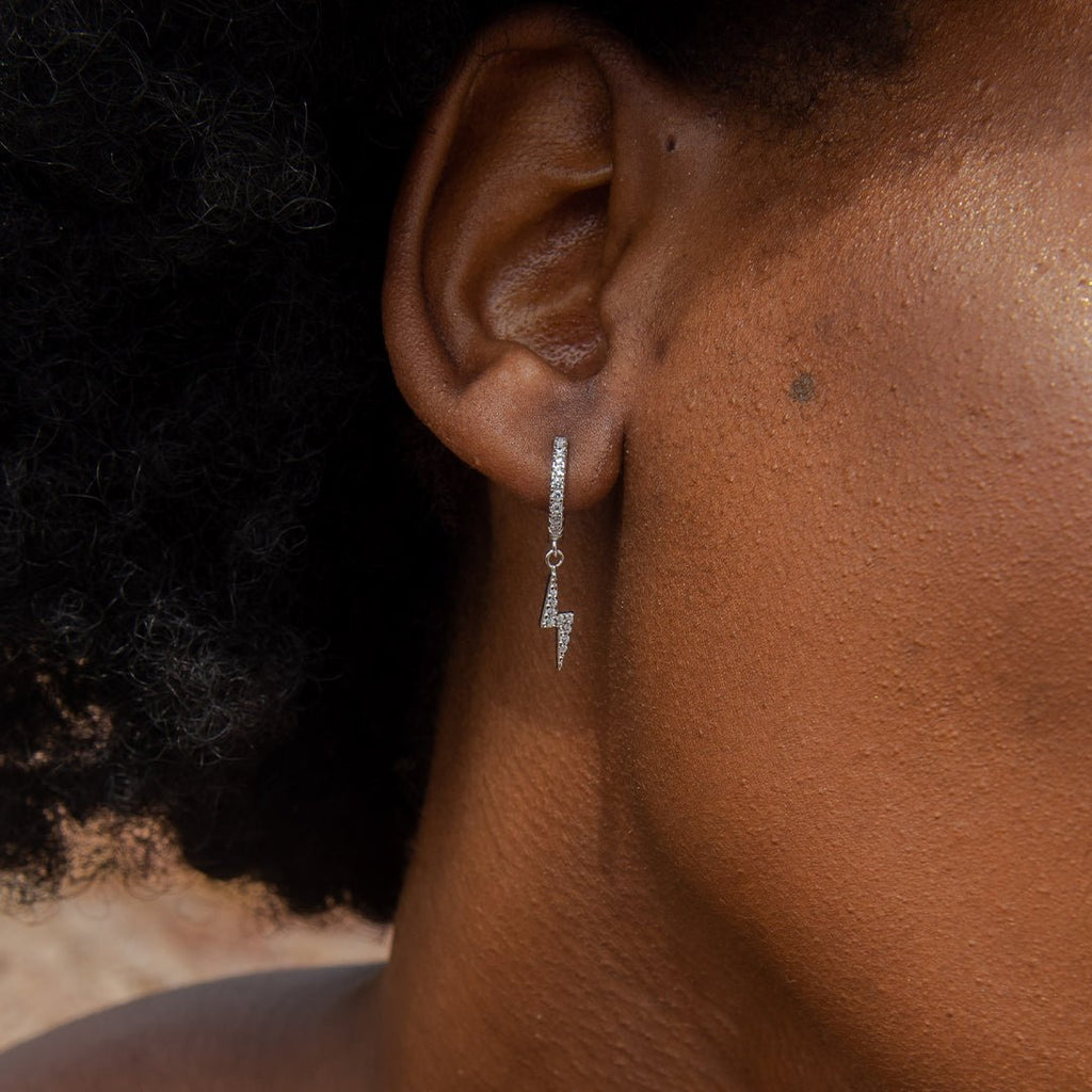 Strika Silver Lightning Huggie Earrings - Grove & Vae